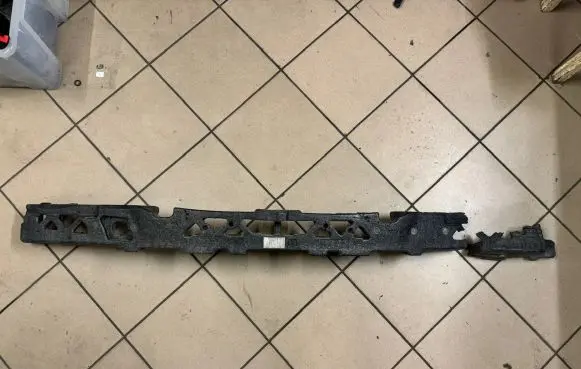 Front bumper foam support bar