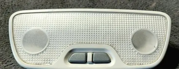 Volvo V70 Front seat light 9153933