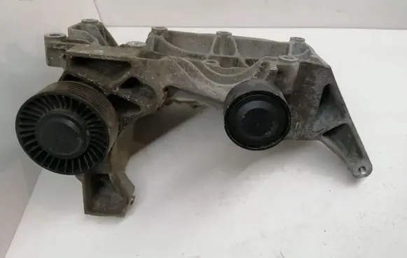 BMW X6 E71 Generator/alternator bracket 780263902 13992010 139920