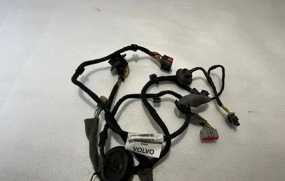 Volvo S60 Rear door wiring loom 32143970
