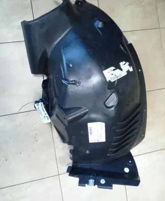 Mercedes-Benz C W204 Front arch 2046906030 NE67422
