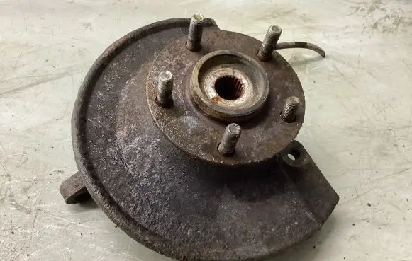 Mitsubishi Outlander Front wheel hub