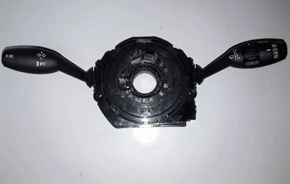Mini Clubman F54 Wiper turn signal indicator stalk/switch 9305954