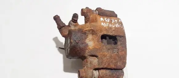 Mitsubishi Lancer Front brake caliper