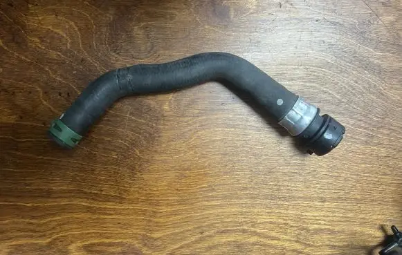 Renault Zoe Engine coolant pipe/hose 215010488R