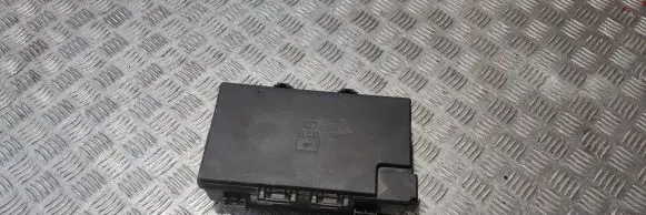 Jeep Grand Cherokee Fuse module P68253443AB