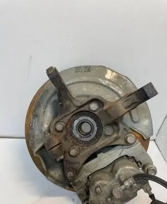 Mitsubishi Eclipse Cross Front wheel hub