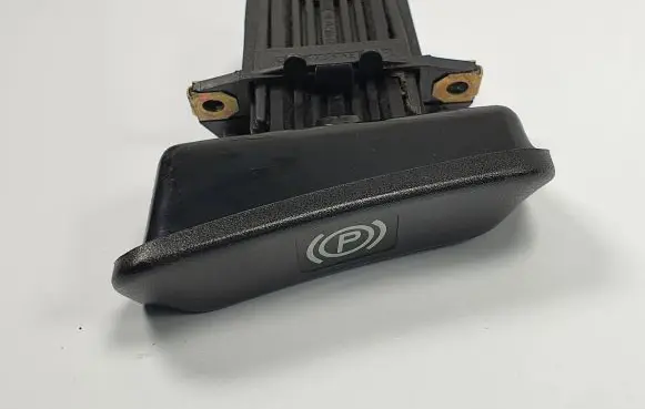 Mercedes-Benz S W140 Hand brake release handle 1404270512