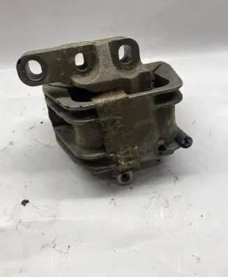 Seat Toledo III (5P) Engine mount bracket 1K099262