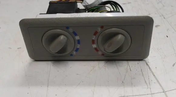 Renault Trafic III (X82) Climate control unit 275108197R