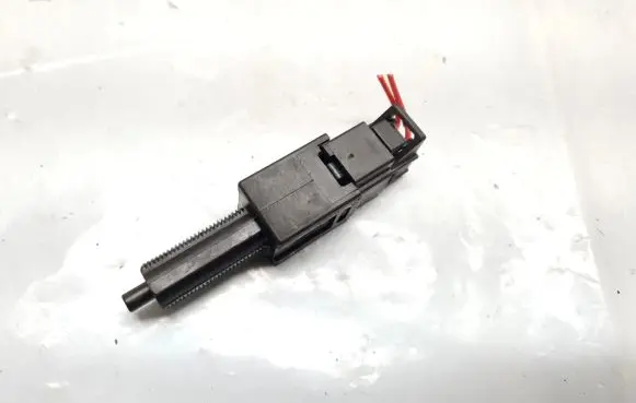 Nissan Murano Z50 Brake pedal sensor switch 5823