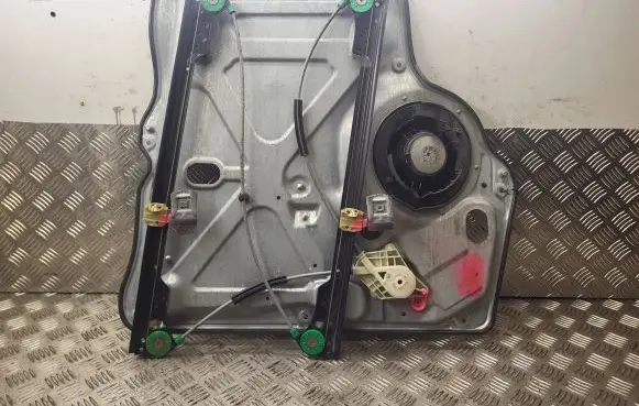 Volkswagen Transporter - Caravelle T5 Front door electric window regulator 