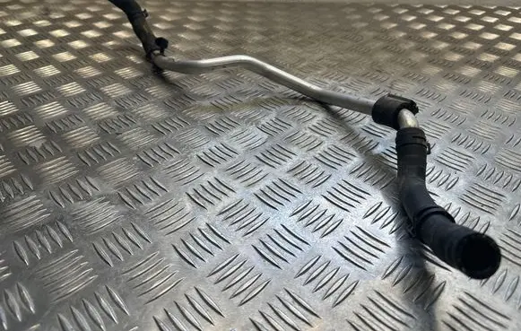 Porsche Panamera (971) Coolant pipe/hose 085036304 971819350 00000164