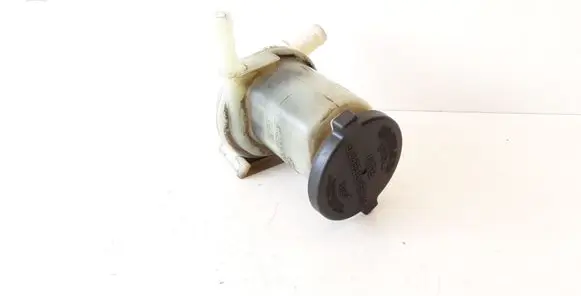 Toyota Avensis T250 Power steering fluid tank/reservoir