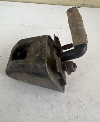 Mitsubishi L200 Headlight washer spray nozzle 