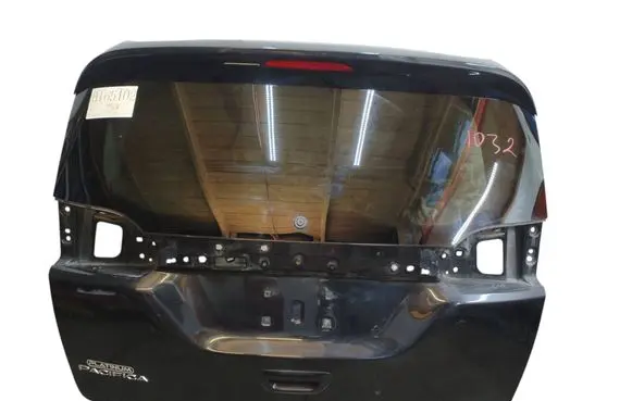 Chrysler Pacifica Tailgate/trunk/boot lid 