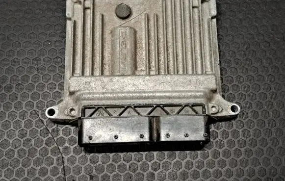 Mercedes-Benz C W204 Engine control unit/module A0054467140 A6461508972 28139423
