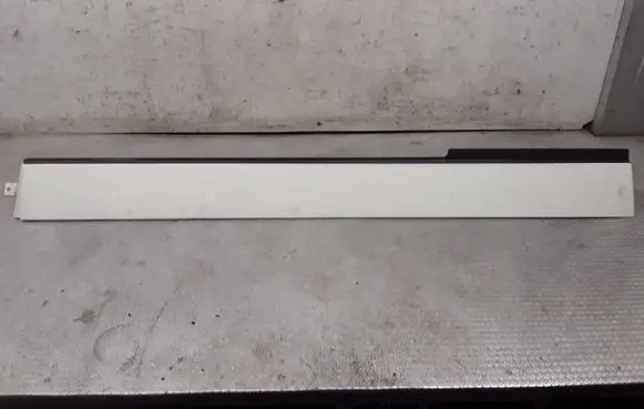 Volkswagen Transporter - Caravelle T5 Sliding door rail trim 
