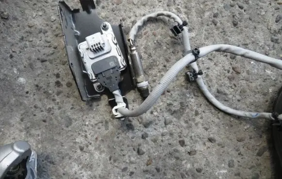 Renault Trafic III (X82) Lambda probe sensor 227900033R