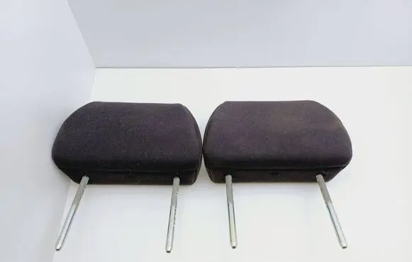 Ford Mondeo Mk III Front seat headrest 