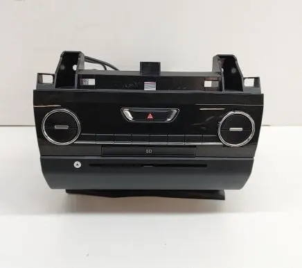 Maserati Ghibli Radio/CD/DVD/GPS head unit 670036770 6700367700