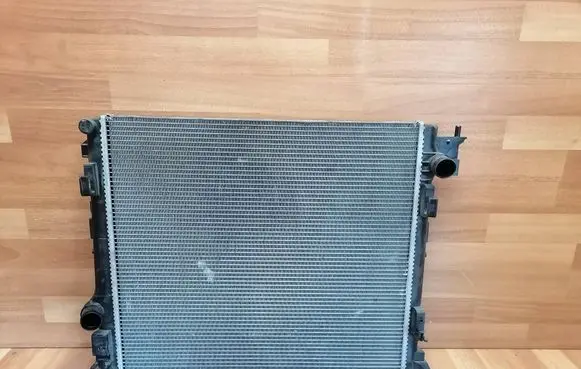 Renault Espace V (RFC) Coolant radiator 214104EB0B 214101809R