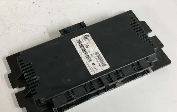 BMW X5 E70 Light module LCM 6135917682503 9176825