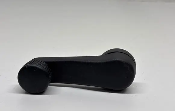 Volkswagen Golf V Front door window winding handle 1H0837581D