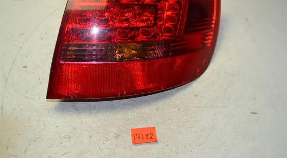 Audi A6 S6 C6 4F Rear/tail lights 89037056