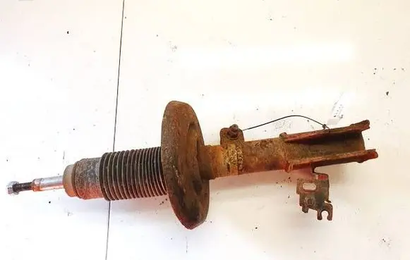 Peugeot 508 Front shock absorber/damper