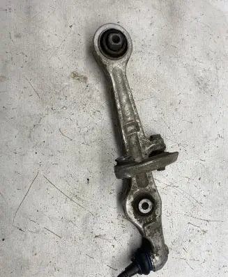 Audi A6 S6 C5 4B Front lower control arm/wishbone 4F0407593B