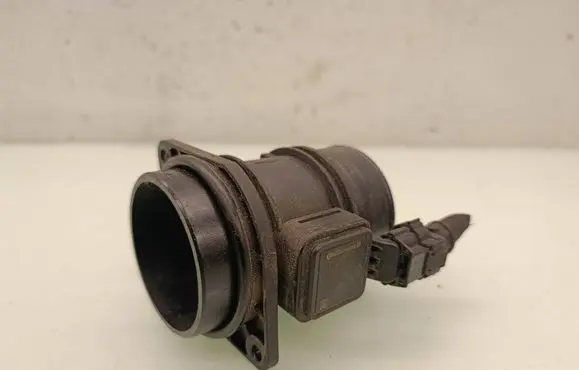 Opel Vivaro Mass air flow meter 8200651315