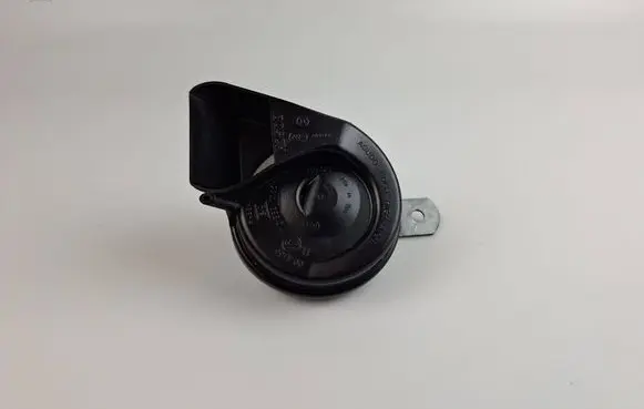 Chrysler 300 - 300C Horn signal E970388 A046466