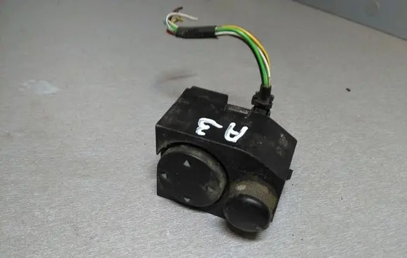 Audi A3 S3 8L Wing mirror switch 8D0959565A