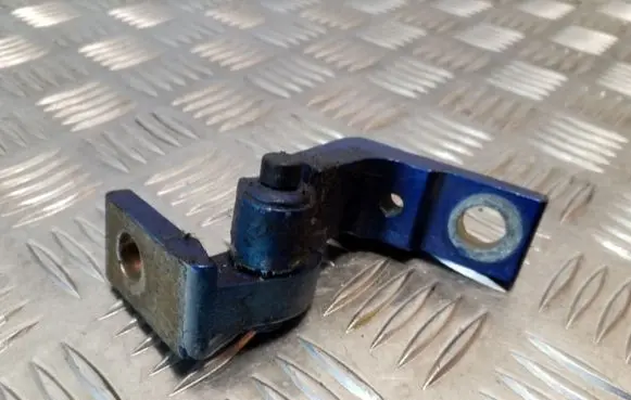 Seat Toledo II (1M) Rear door upper hinge