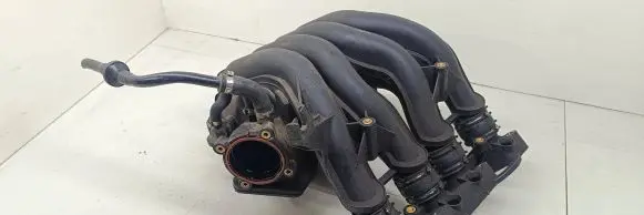 Audi A4 S4 B5 8D Intake manifold 06B133210B