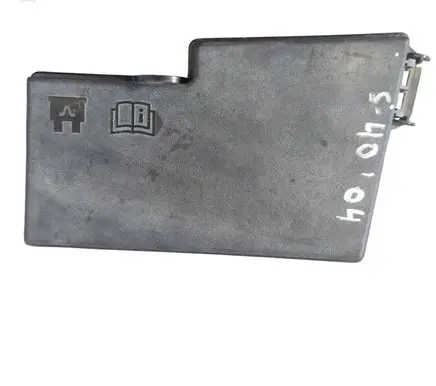 Volvo S40 Fuse box cover 30679510 318818044