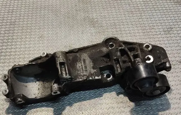 Renault Master III Generator/alternator bracket 117103703R