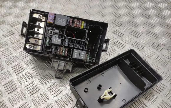 Volkswagen Golf VII Fuse box set 5Q0907361G