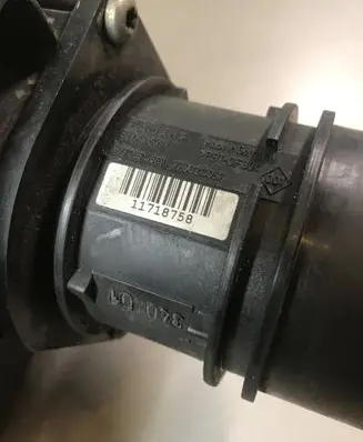Renault Espace - Grand espace IV Mass air flow meter H7700314669 7700314057