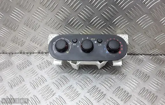 Renault Trafic III (X82) Climate control unit 30080060
