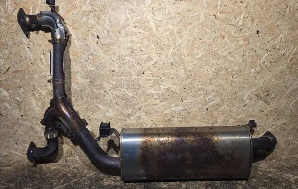 Infiniti QX80 Muffler/silencer 201005ZM0E