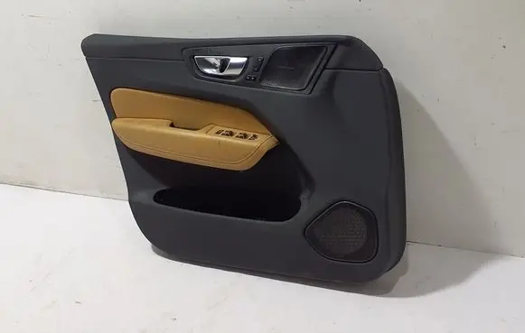 Volvo XC60 Front door card panel trim 30747818