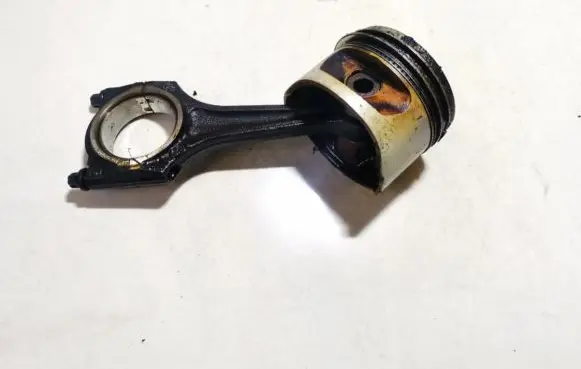 Opel Corsa B Piston with connecting rod