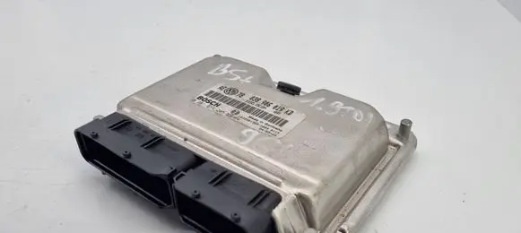 Volkswagen PASSAT B5.5 Engine control unit/module 038906019KD