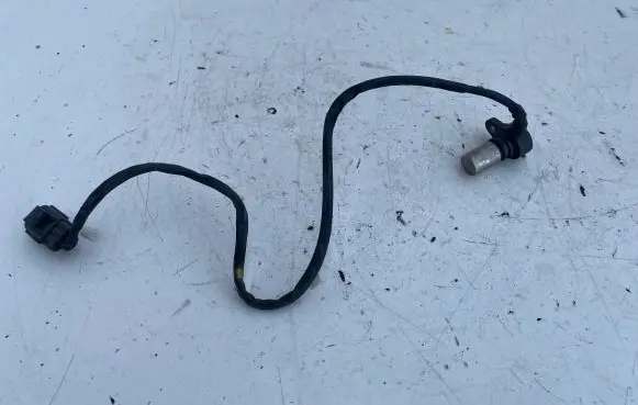Volvo V70 Camshaft position sensor 9202134