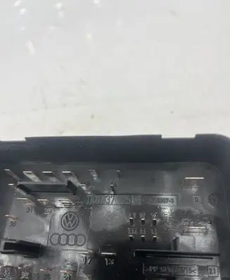 Skoda Octavia Mk2 (1Z) Fuse box set 1K0937125C