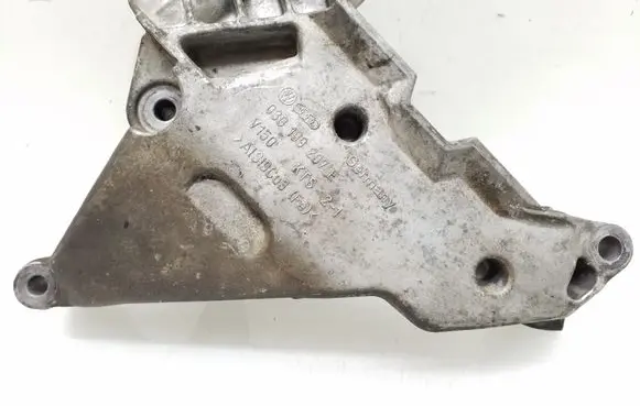 Seat Altea Engine mounting bracket 03G199207E