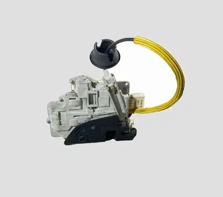 Audi A6 S6 C6 4F Rear door lock 4F0839015