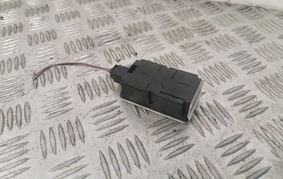 Volvo V70 Door central lock control unit/module 31407101